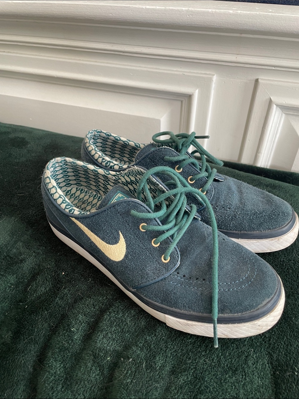 Nike Men’s Teal Suede Low-Top Sneakers with Gold Swoosh